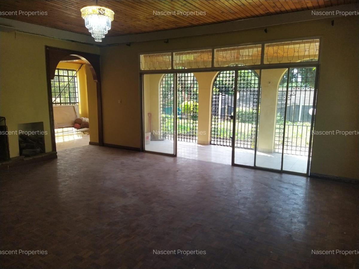 5 Bed House with En Suite in Loresho - 8