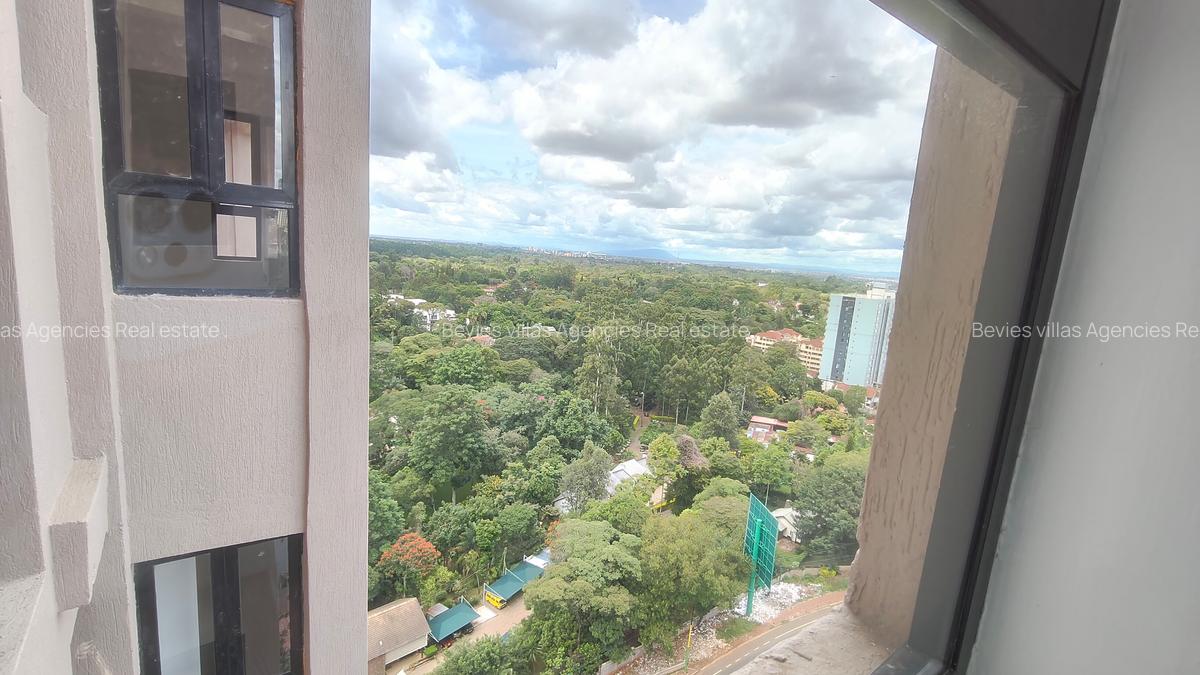 4 Bed Apartment with En Suite at Parklands - 2