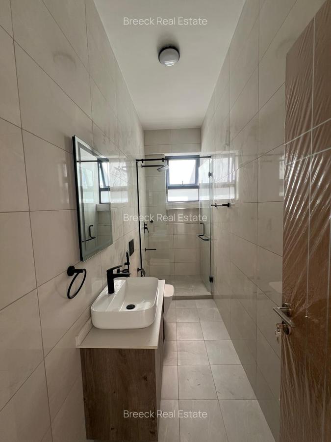 3 Bed Apartment with En Suite at Brookside Drive - 6