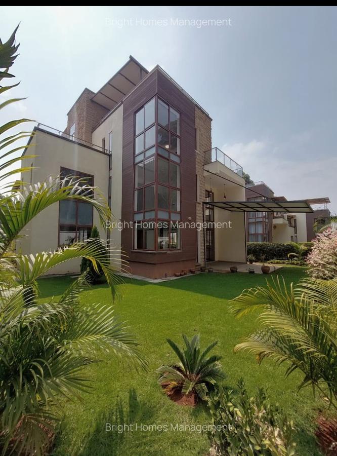5 Bed Townhouse with En Suite in Lavington - 1