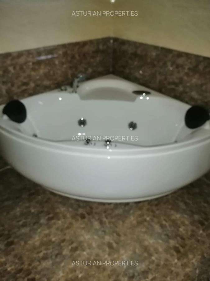 3 Bed Apartment with En Suite in Westlands Area - 15