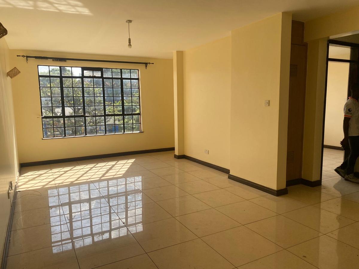 2 Bed Apartment with En Suite in Parklands - 12