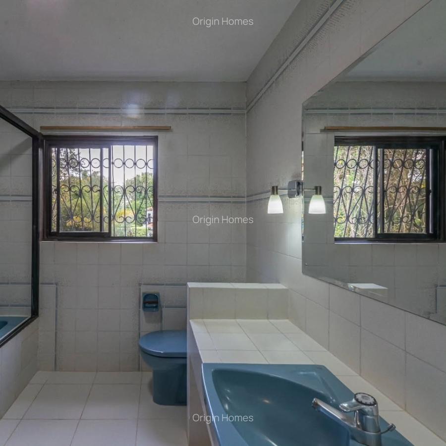 5 Bed House with En Suite at Old Muthaiga - 12