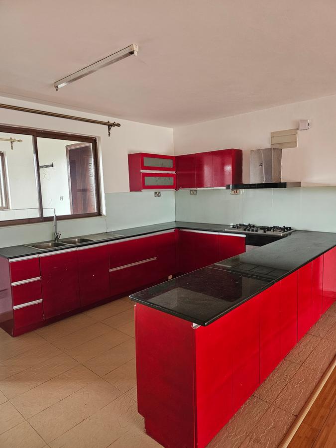 3 Bed Apartment with En Suite at Kilimani - 1