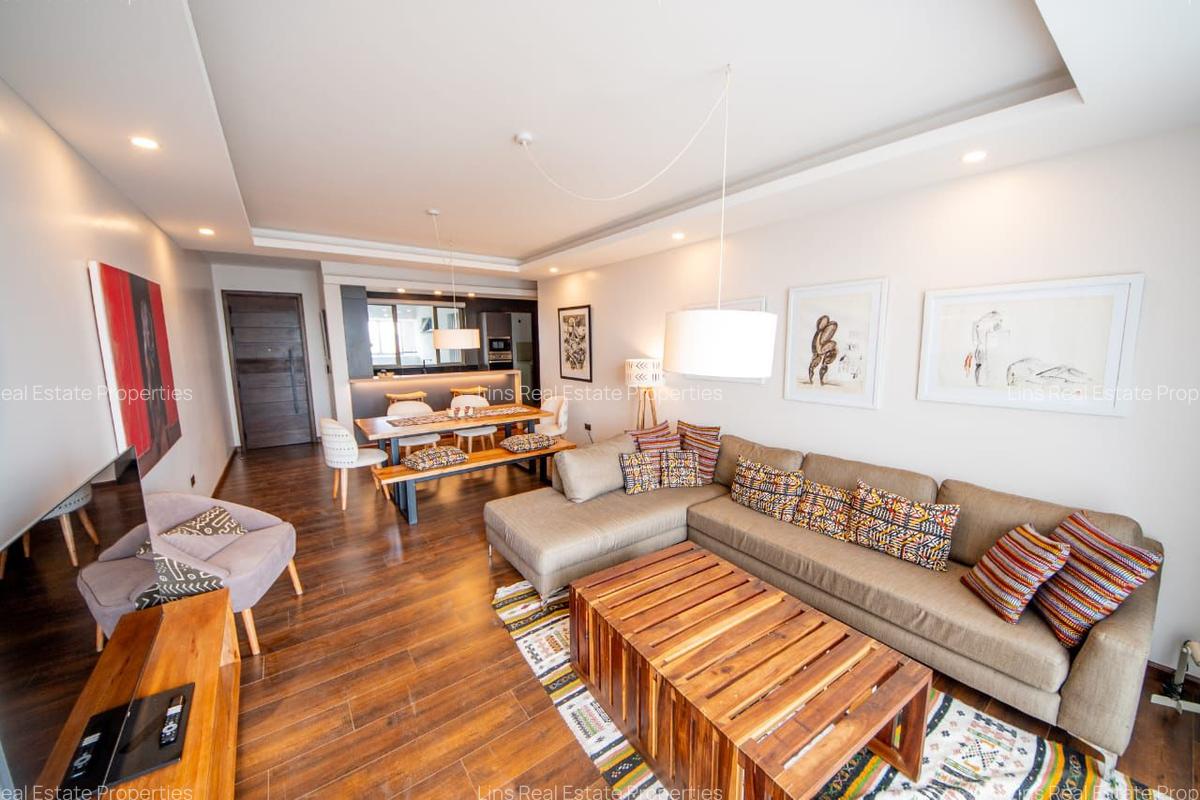 Serviced 3 Bed Apartment with En Suite in Brookside - 12