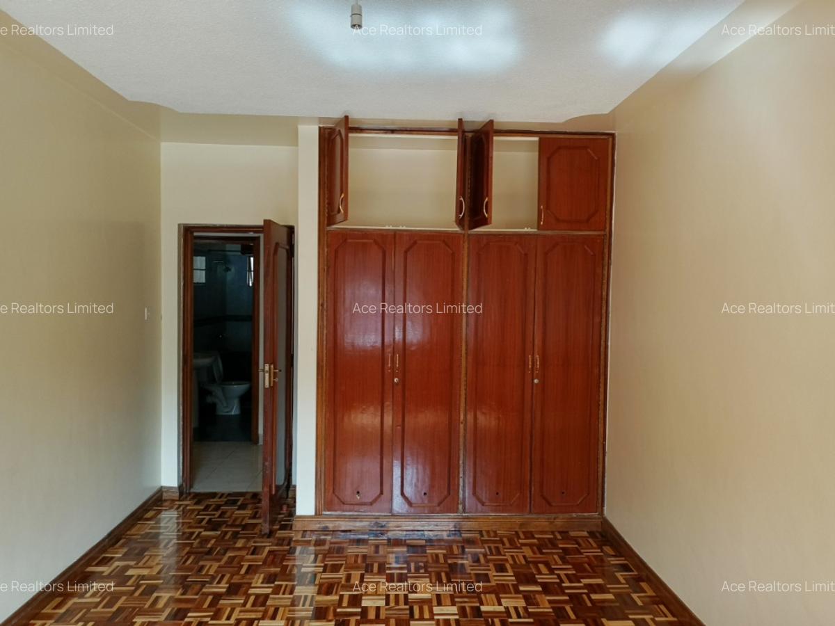 3 Bed Apartment with En Suite at Westlands Avenue - 6
