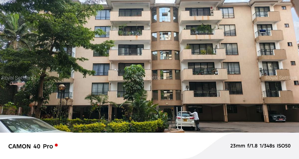 3 Bed Apartment with En Suite at Church Rd - 2