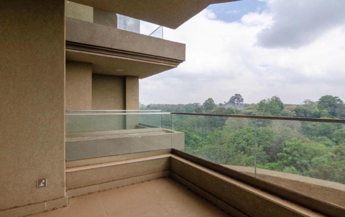 3 Bed Apartment with En Suite at Westlands - 10