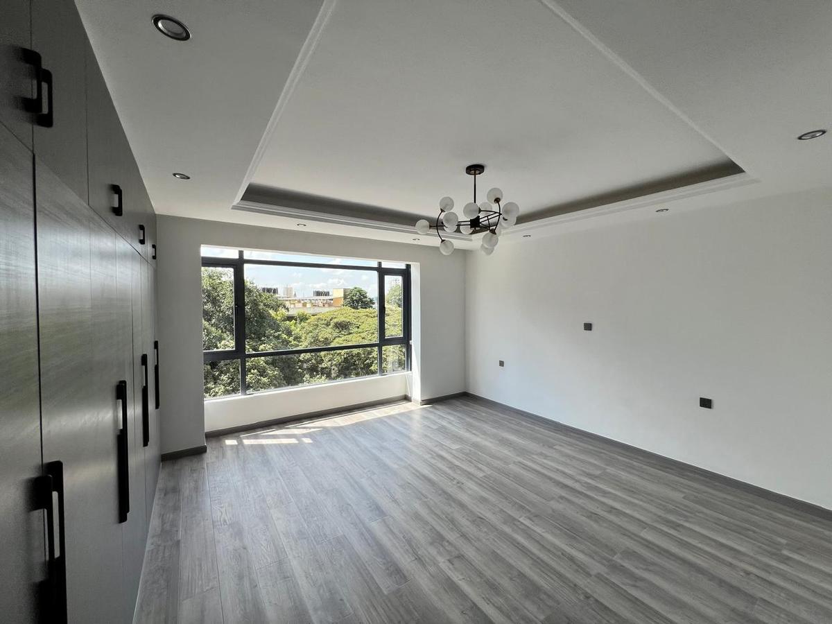 4 Bed Apartment with En Suite in Lavington - 3