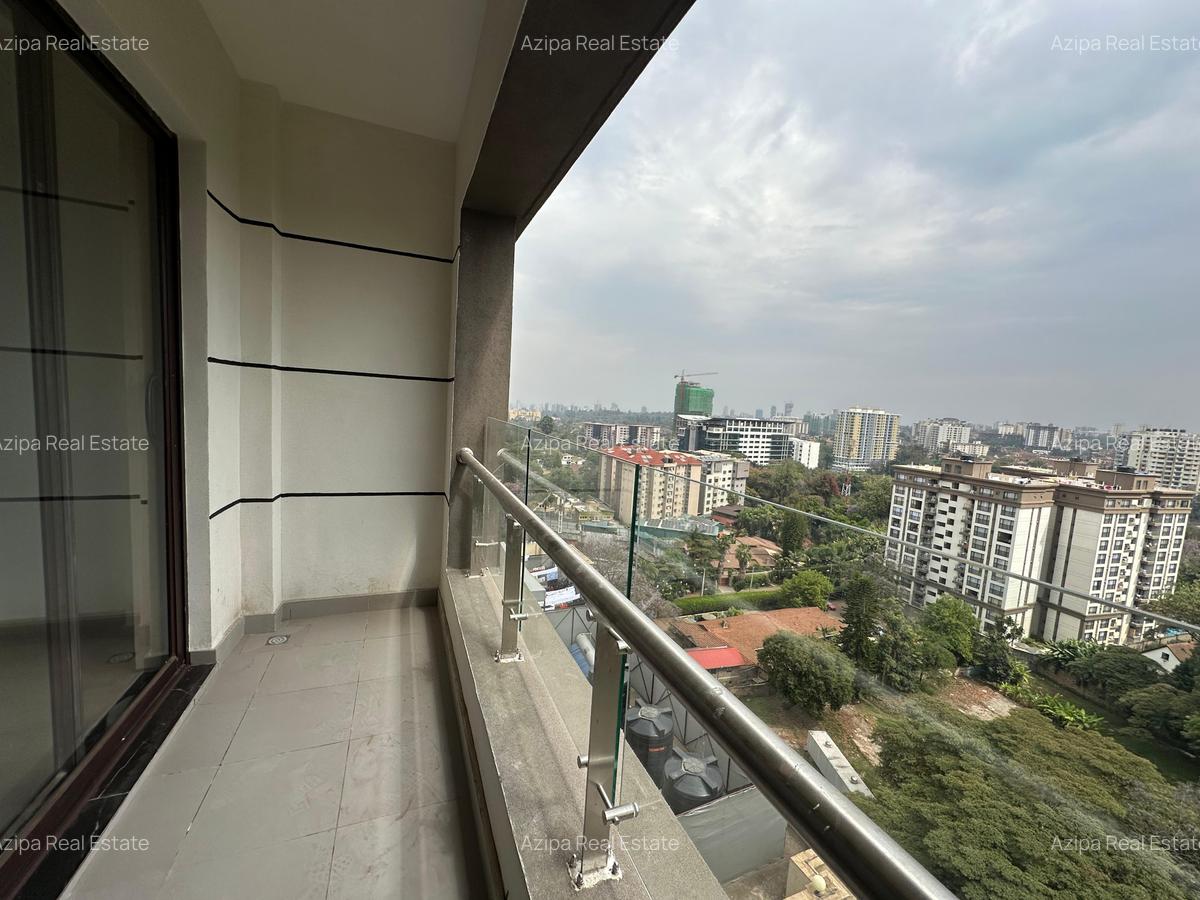 3 Bed Apartment with En Suite at Riverside - 7