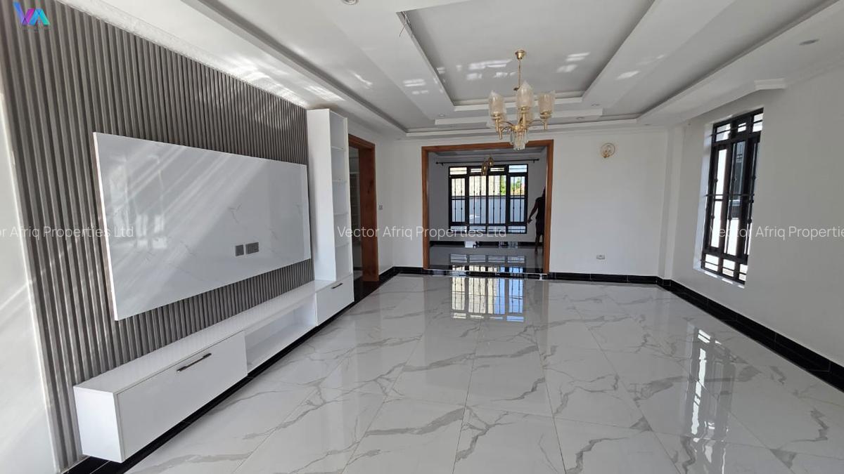 4 Bed Townhouse with En Suite in Ruiru - 5