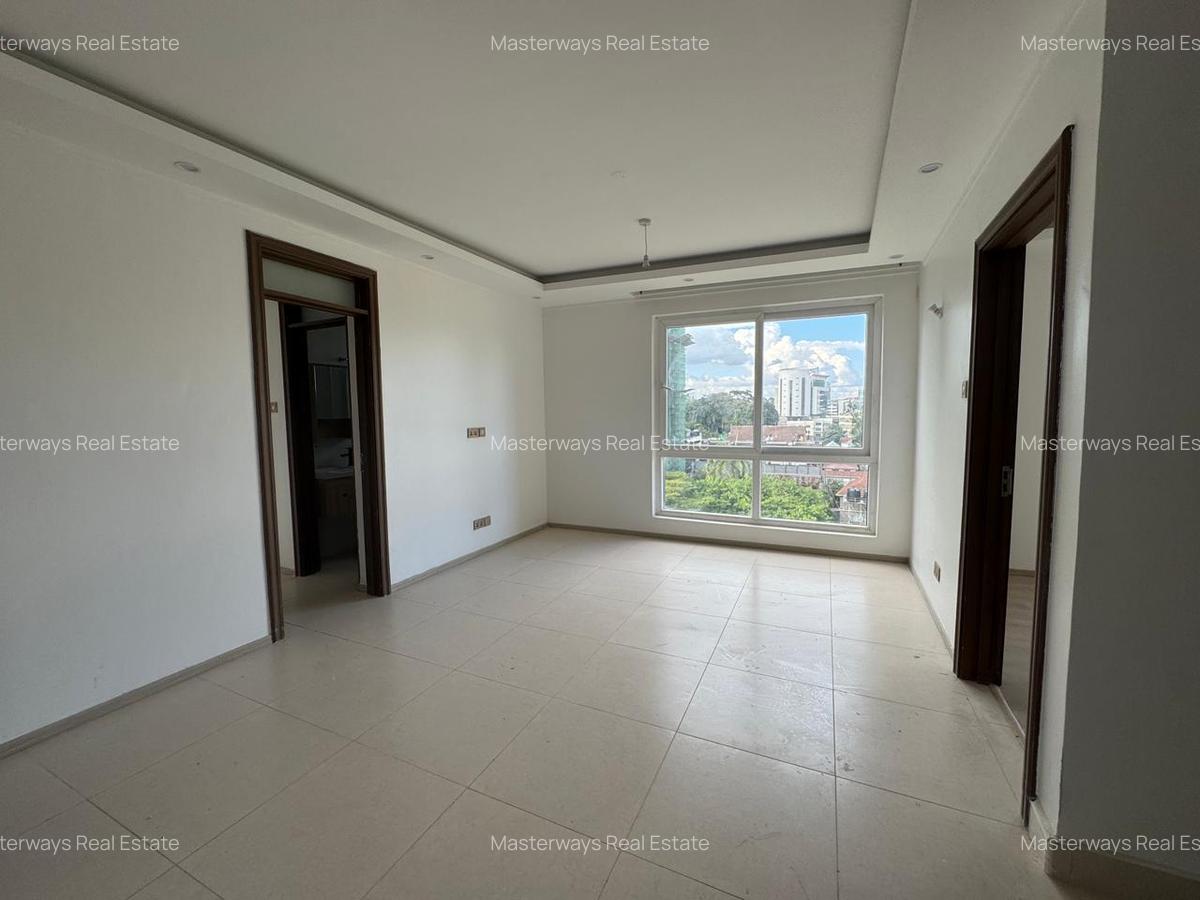 2 Bed Apartment with En Suite in Westlands Area - 3