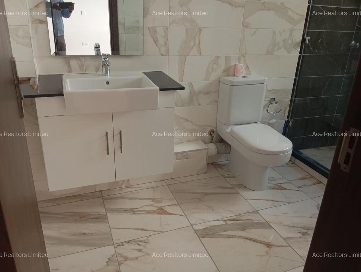 3 Bed Apartment with En Suite at General Mathenge - 20