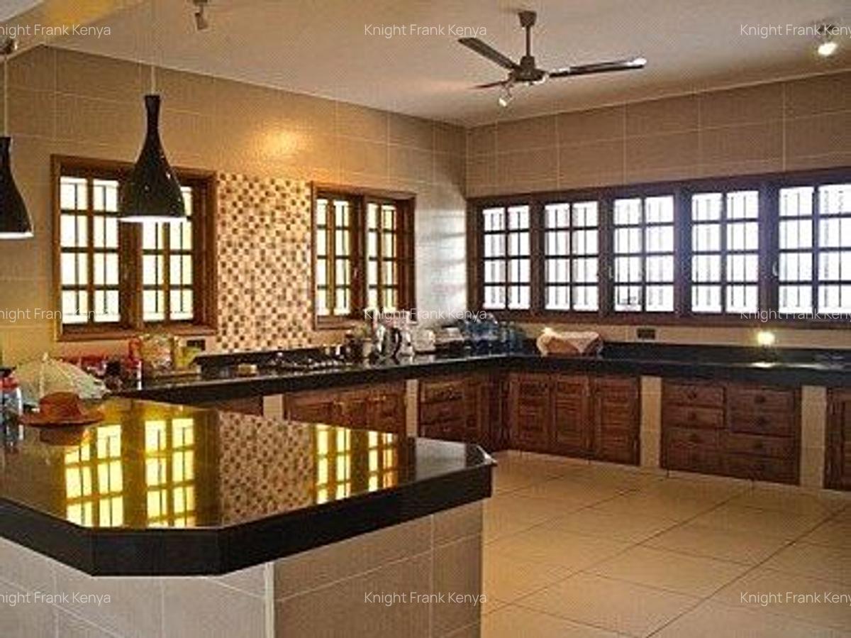 4 Bed House with En Suite at Vipingo - 4