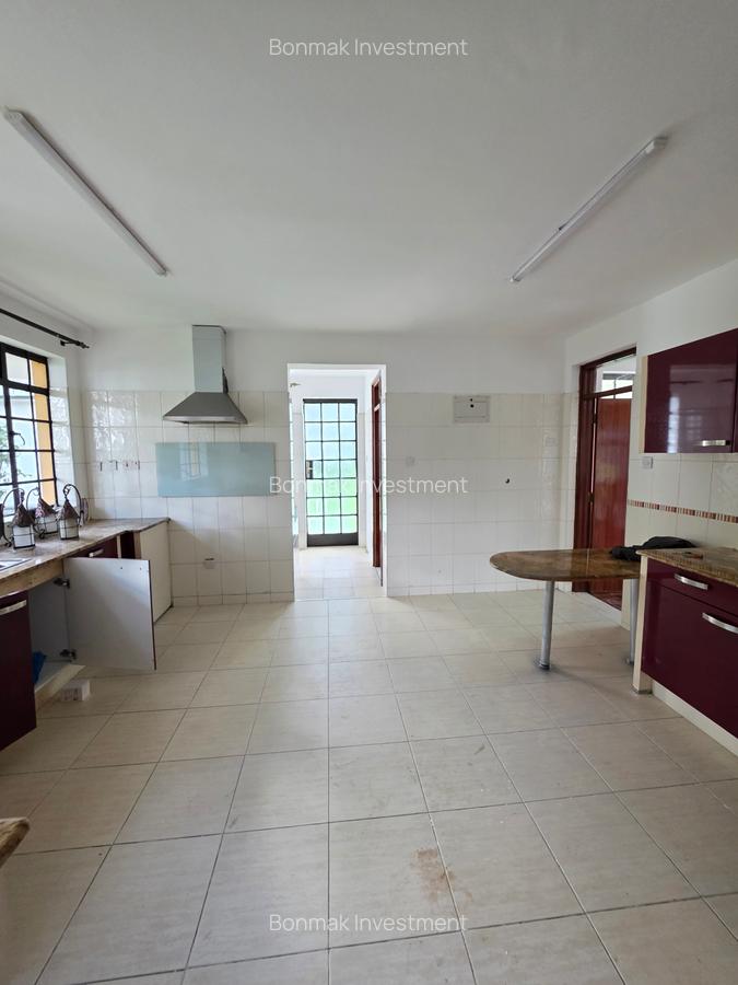 4 Bed Townhouse with En Suite at Lavington Green. - 19