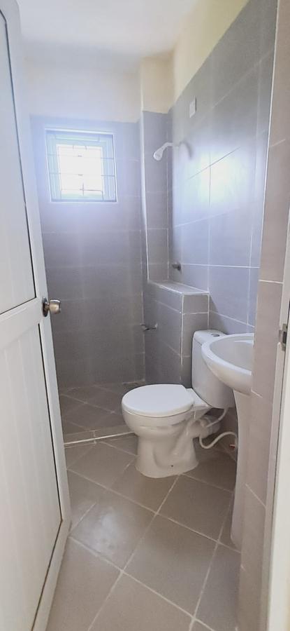 2 Bed Apartment in Mtwapa - 11