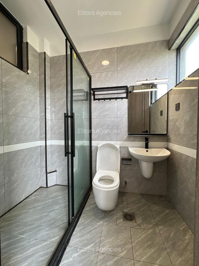 4 Bed Apartment with En Suite at Othaya Road - 13