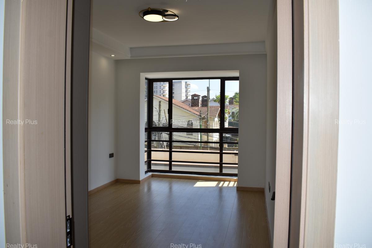 2 Bed Apartment with Swimming Pool at Othaya Road - 5