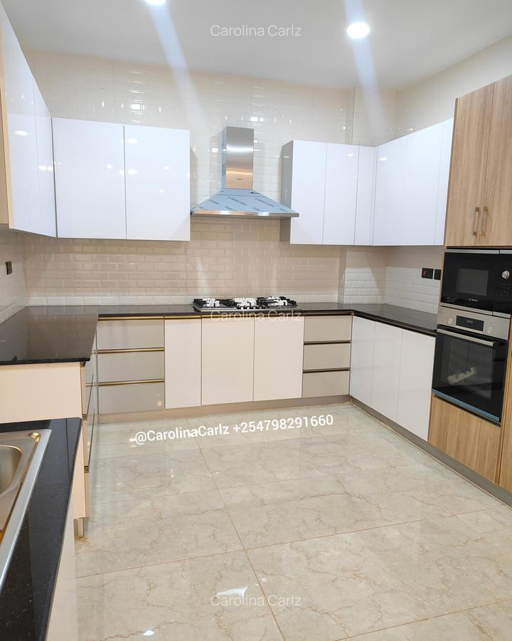 4 Bed Apartment with En Suite at Spring Valley - 14