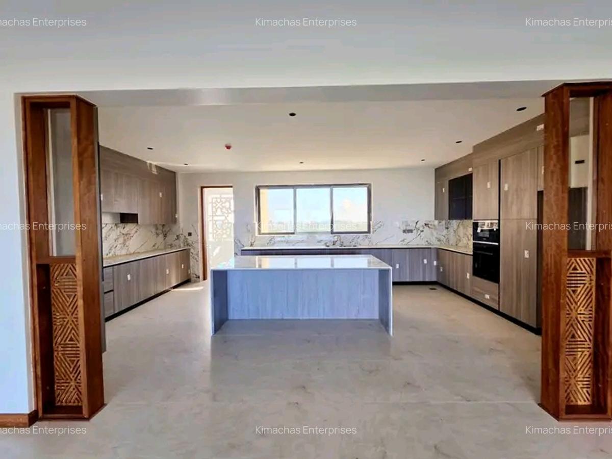 3 Bed Apartment with En Suite at Mbuuni Road - 13