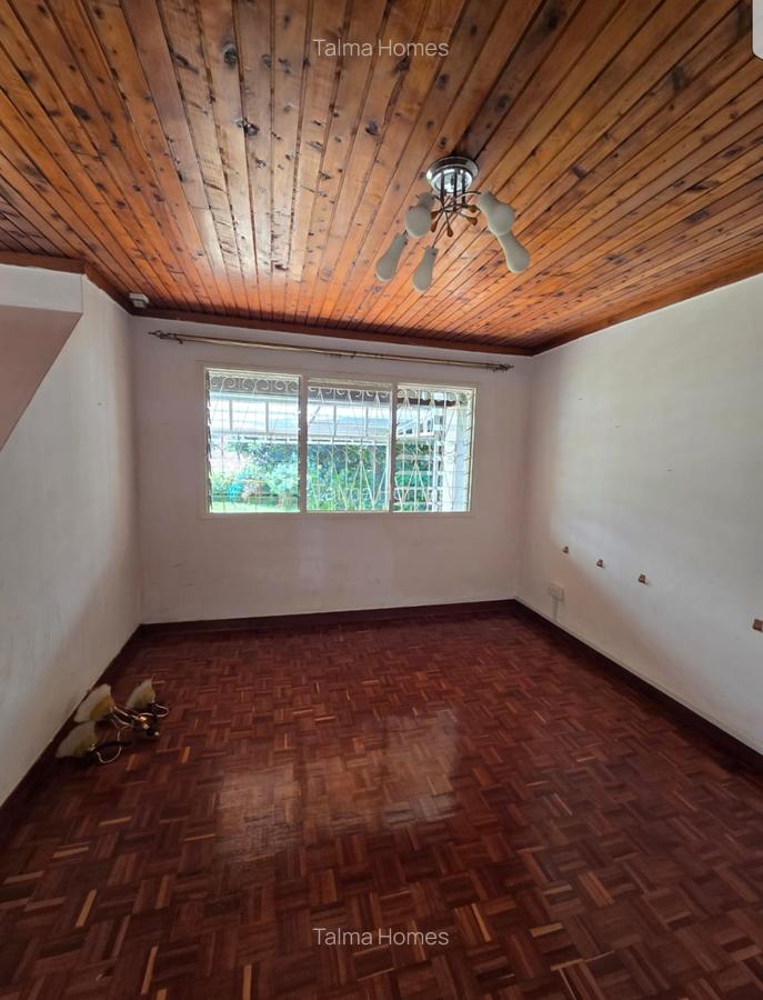 4 Bed House with En Suite at Loresho - 7