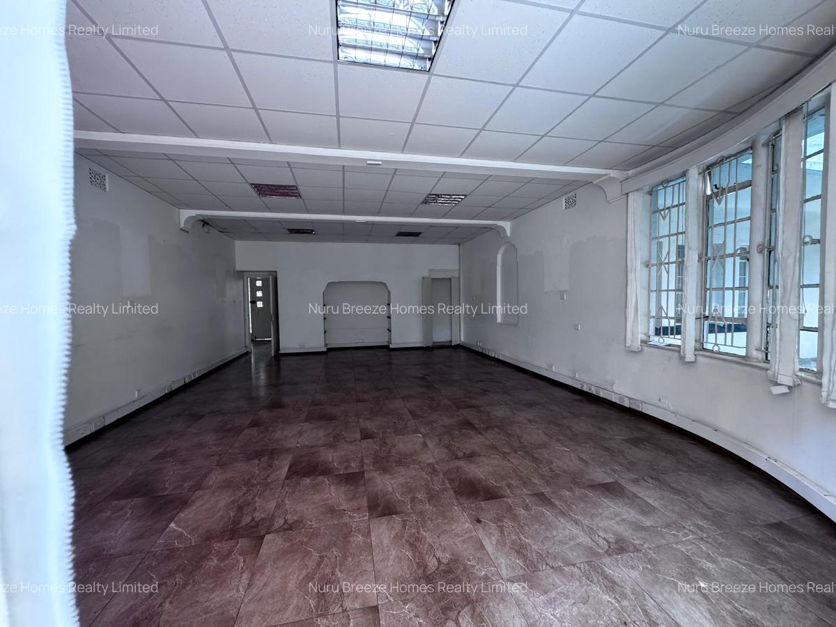 1,300 ft² Commercial Property with Parking in General Mathenge - 2
