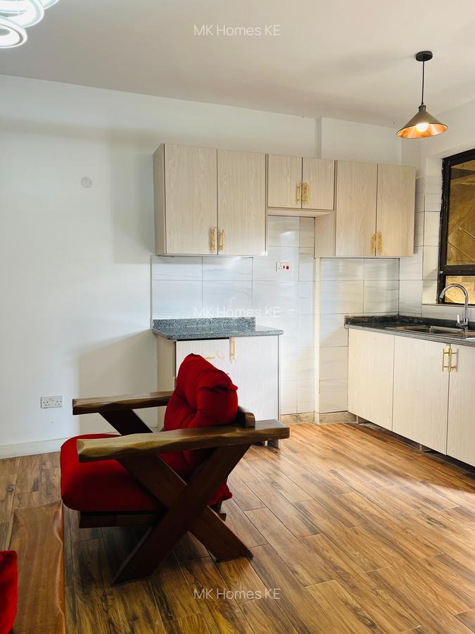 Studio Apartment with En Suite at Safari Park - 4