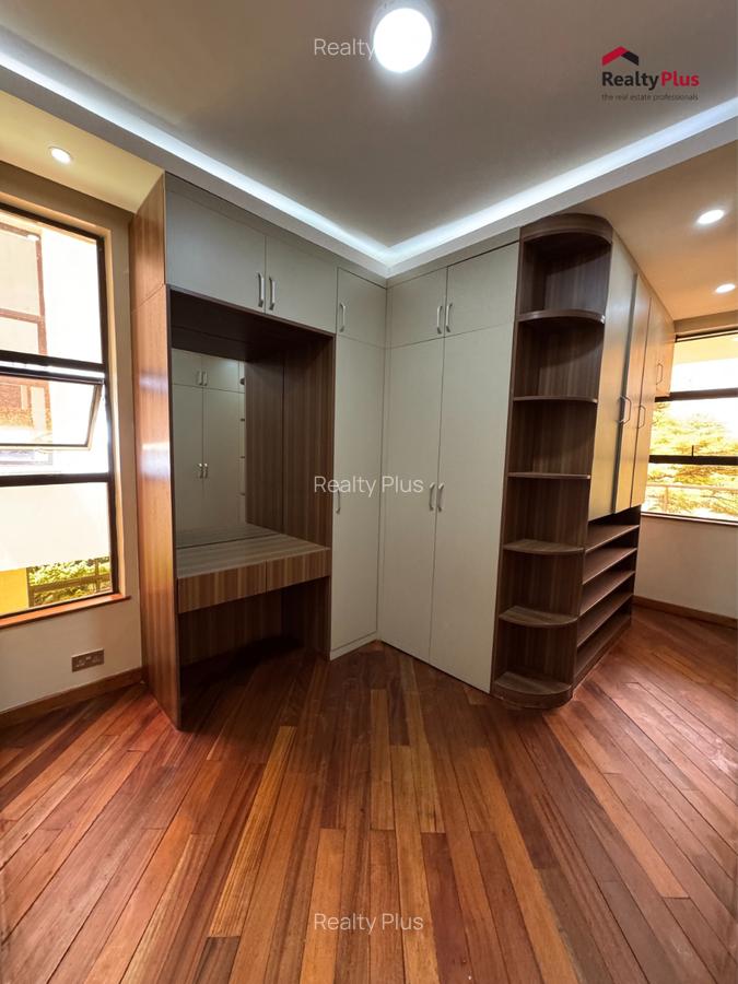 5 Bed Villa with En Suite in Kileleshwa - 16