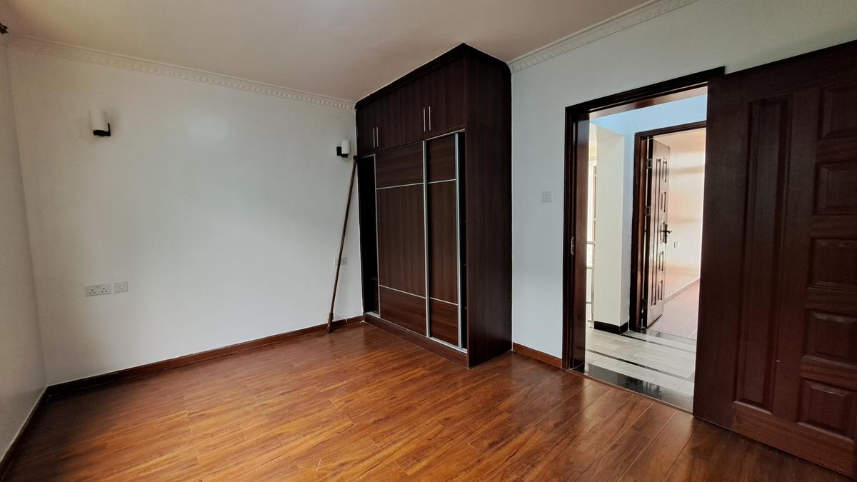 5 Bed Villa with En Suite at Chalbi Drive - 15