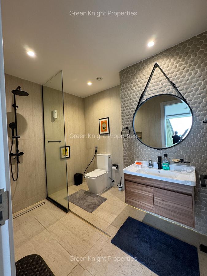 Serviced 3 Bed Apartment with En Suite in Westlands Area - 15