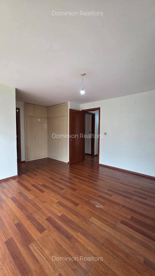 3 Bed Apartment with Gym in Westlands Area - 5