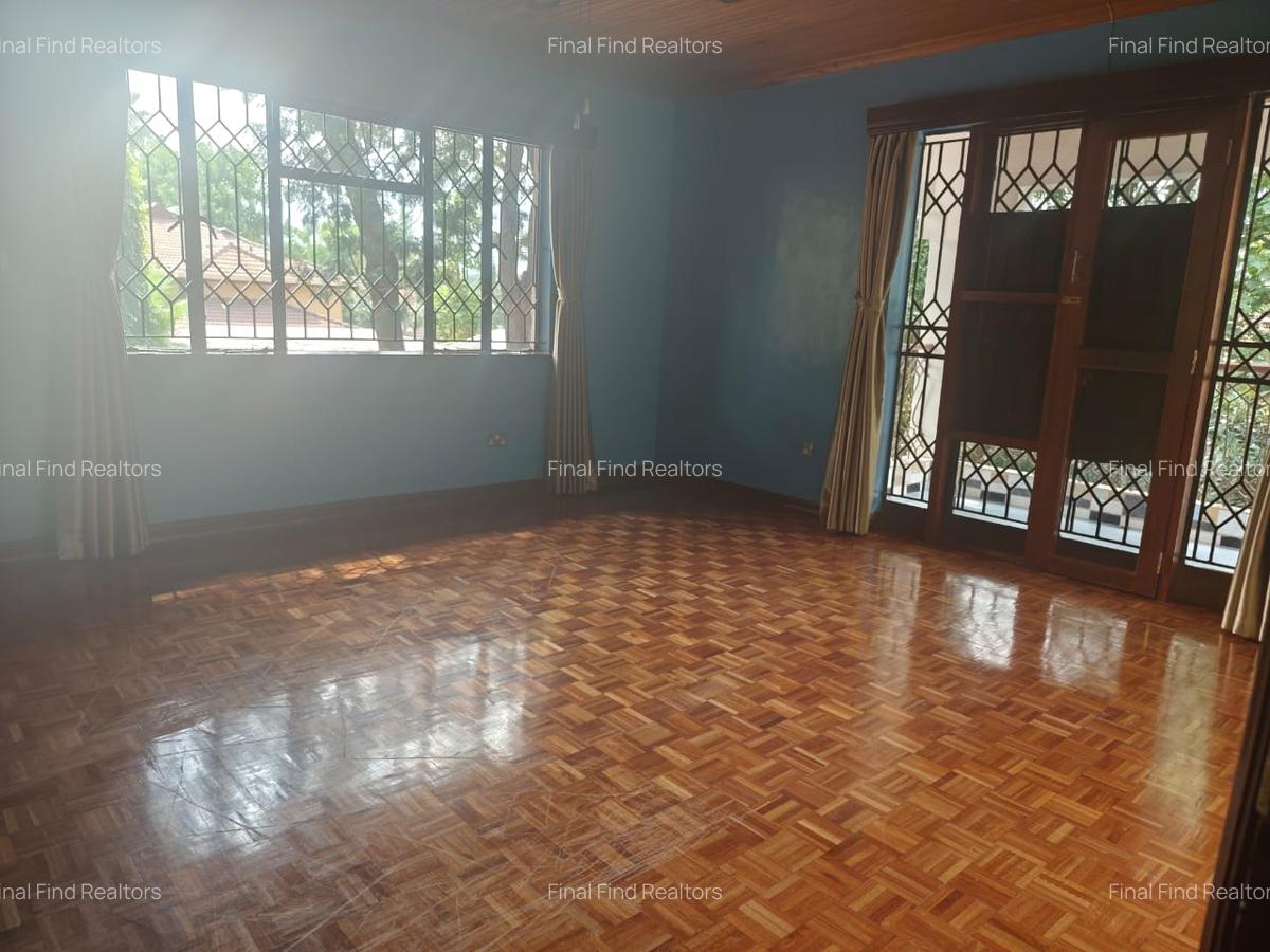 4 Bed House with Garden in Westlands Area - 6