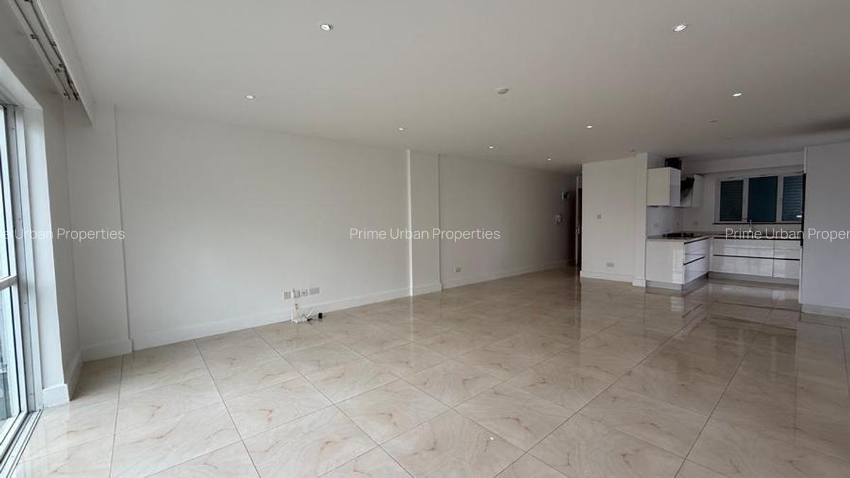 2 Bed Apartment with En Suite in Westlands Area - 9