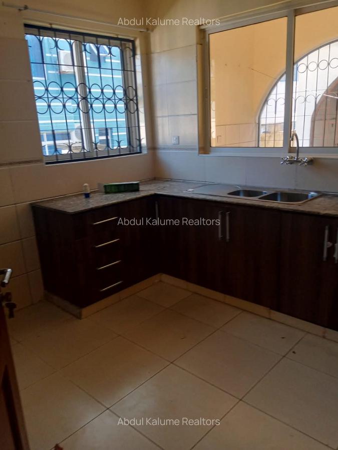 4 Bed Villa with En Suite at Nyali Mombasa - 10