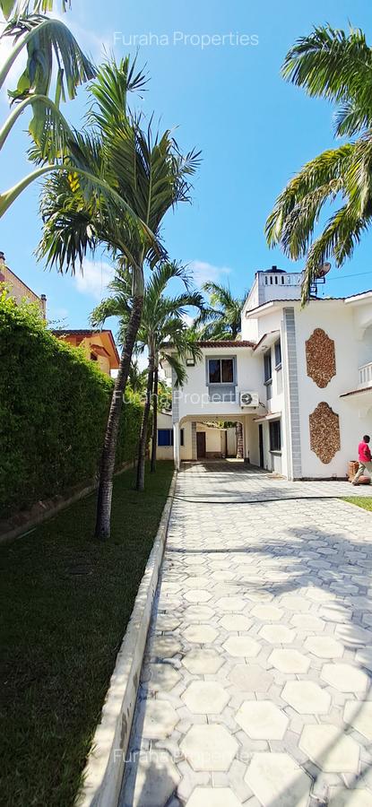 4 Bed Villa with En Suite at Nyali - 14