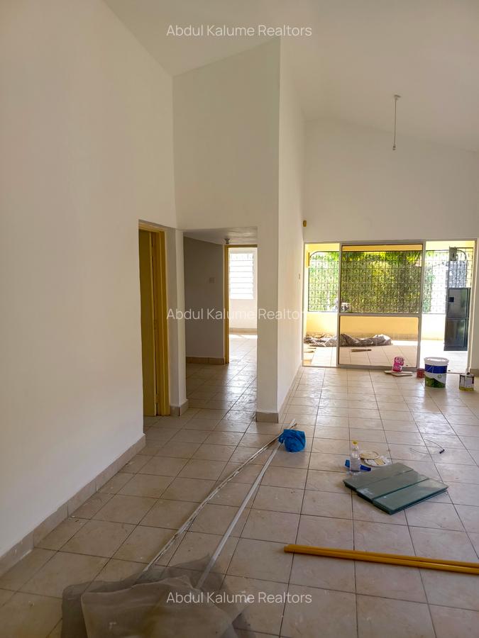 2 Bed House with En Suite at Bamburi - 8