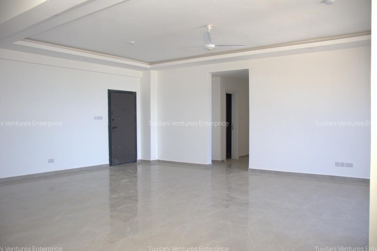 Serviced 3 Bed Apartment with En Suite at Nyali Mombasa - 9