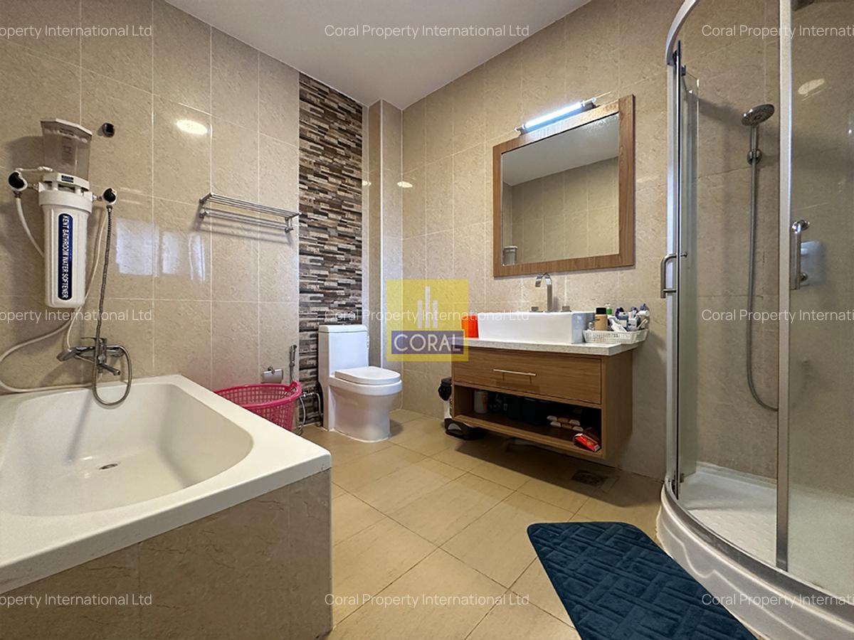 3 Bed Apartment in Brookside - 10