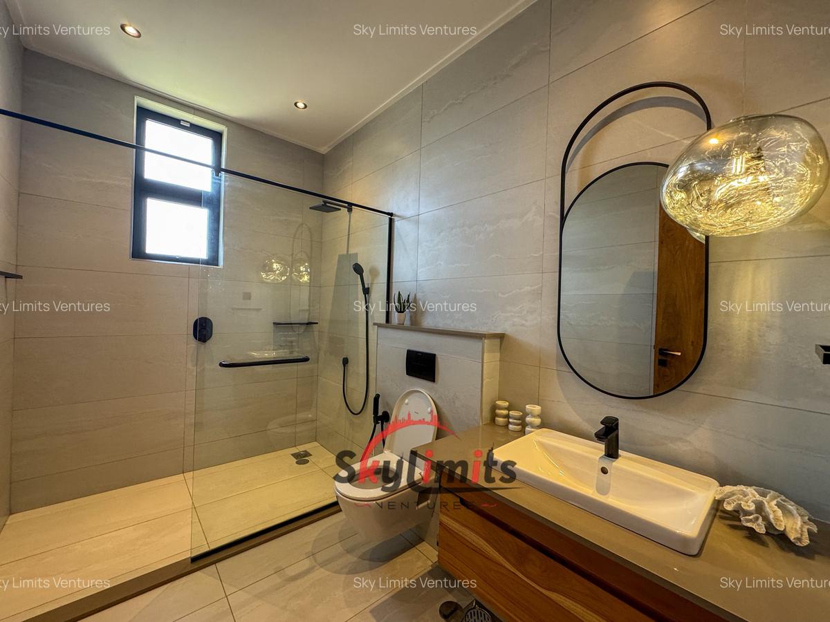 4 Bed Villa with En Suite in Loresho - 12