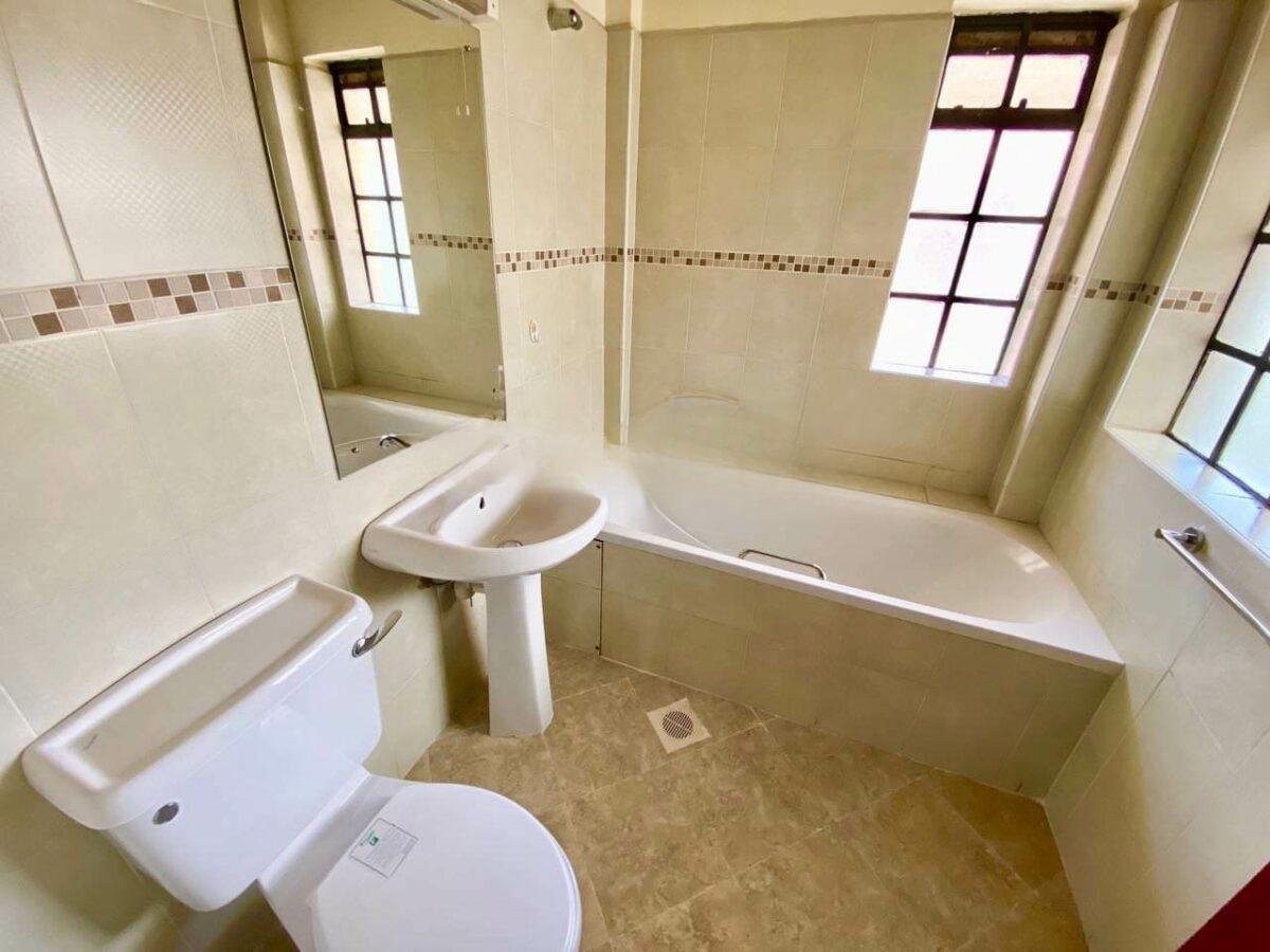 4 Bed Apartment with En Suite in Kilimani - 13