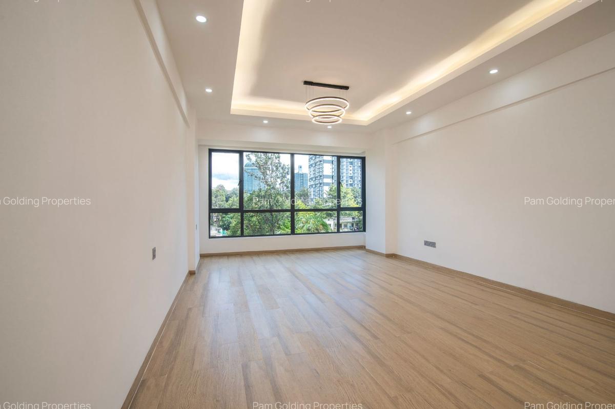 2 Bed Apartment with En Suite in Rhapta Road - 3