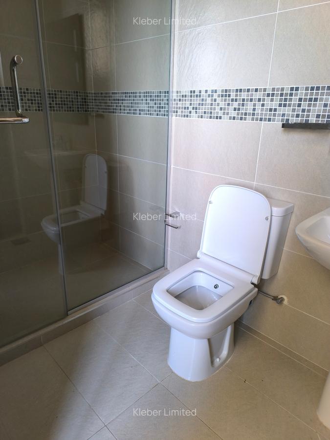 5 Bed Apartment with En Suite at Gitanga Road - 12