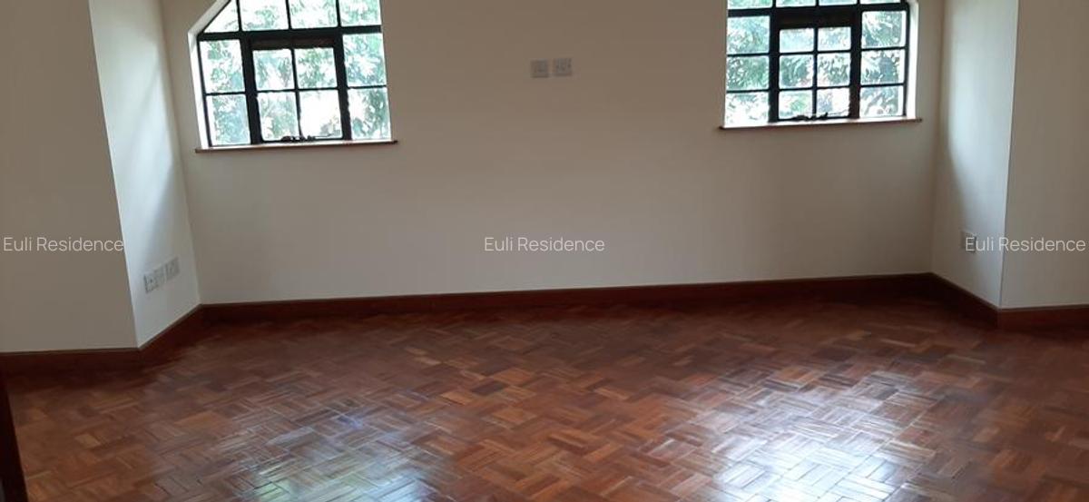 4 Bed Townhouse with En Suite at Chalbi Drive - 4