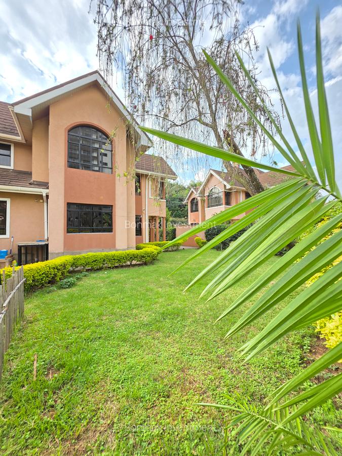 4 Bed Townhouse with En Suite at Lavington Green - 3