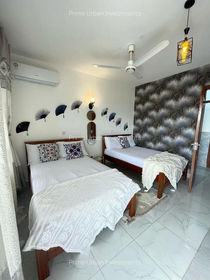 Serviced 3 Bed Apartment with En Suite in Nyali Area - 14