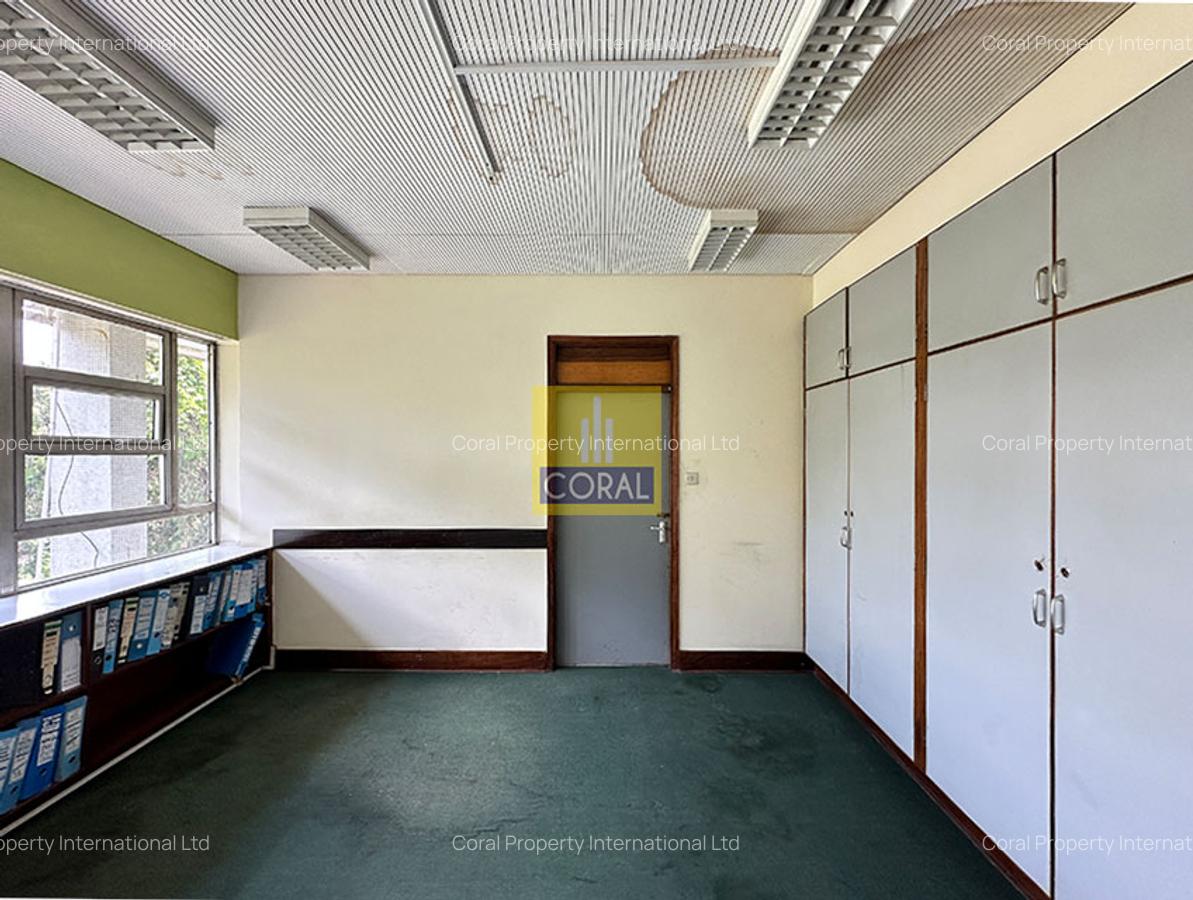 Office in Industrial Area - 9