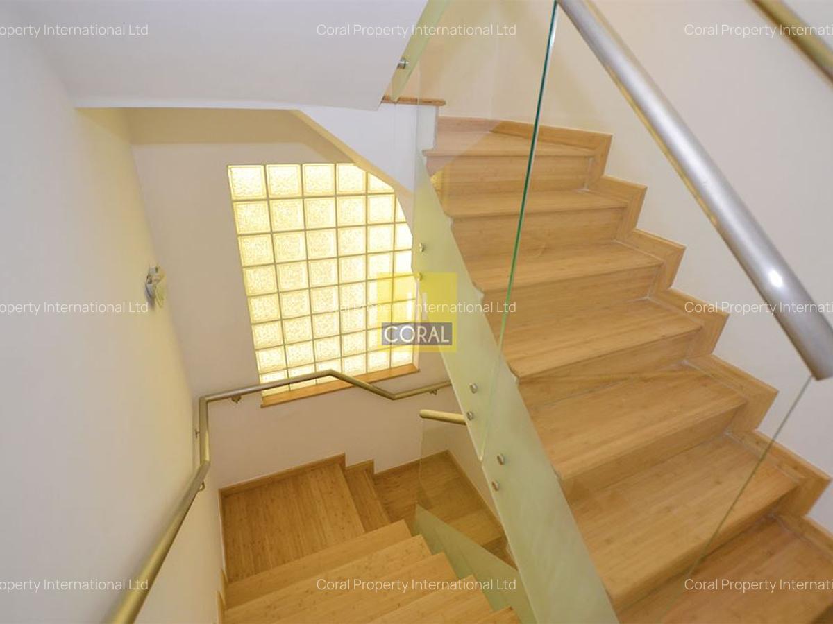 4 Bed Townhouse with En Suite at Off Thika Highway - 6