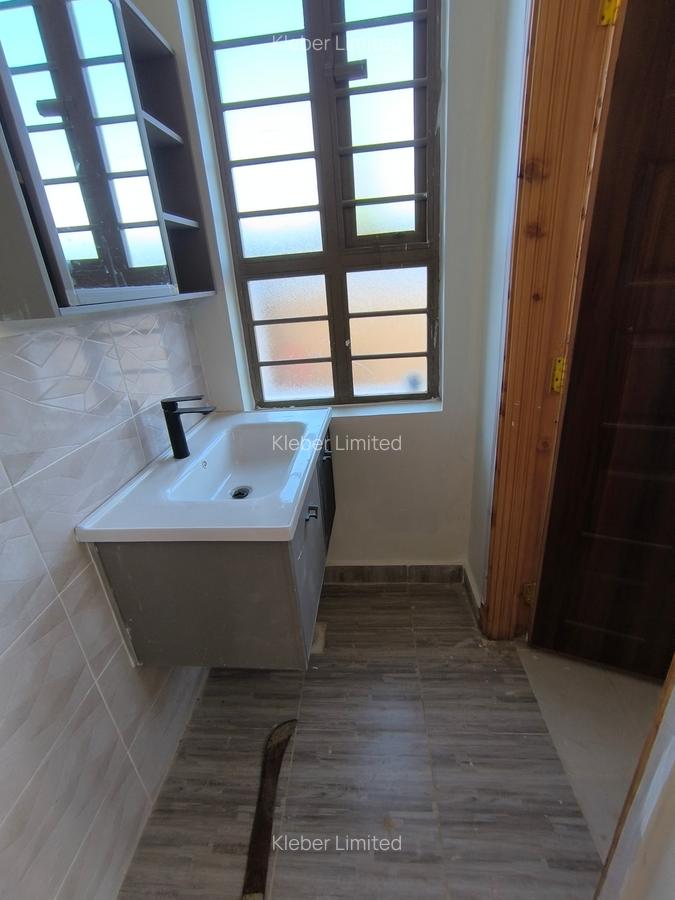 4 Bed House with En Suite in Ruiru - 3