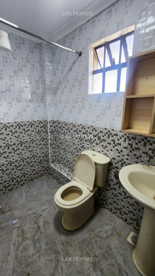 2 Bed Apartment with En Suite at - 6