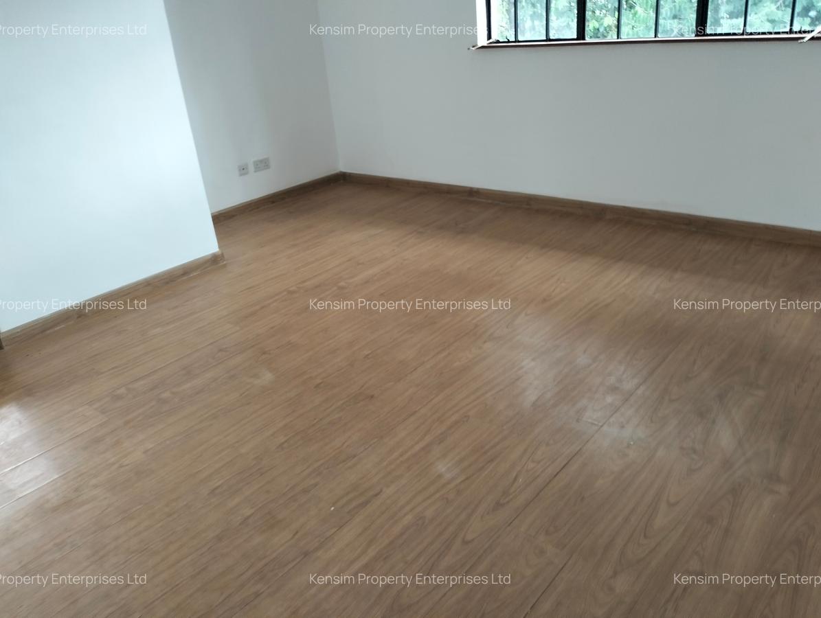 4 Bed Townhouse with En Suite in Runda - 15